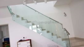 Staircase Glass Railing 56