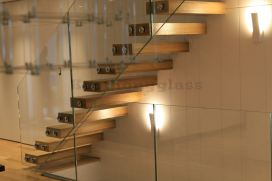 Staircase Glass Railing 74