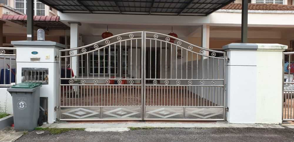 Stainless Steel Gate 9