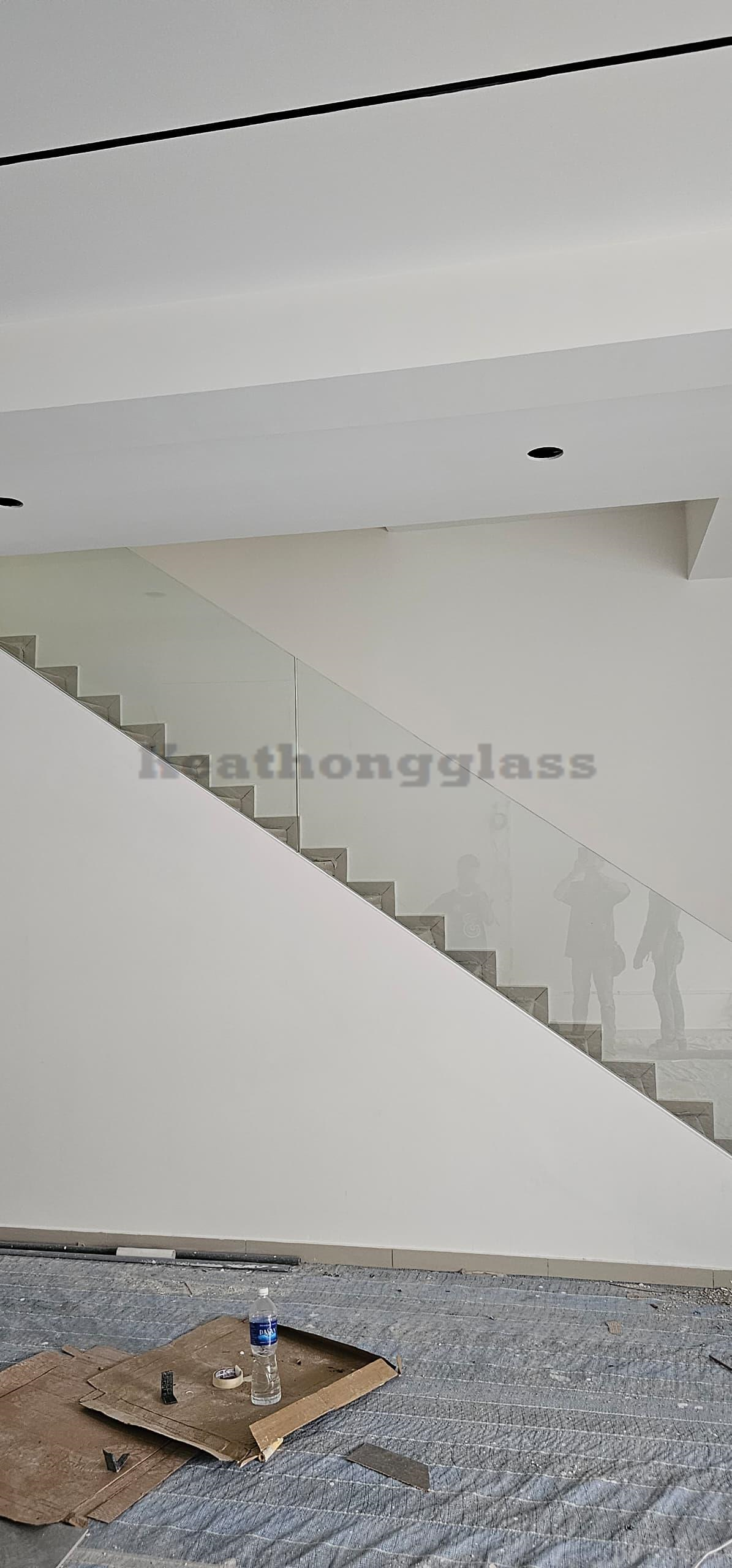 Staircase Glass Railing 100