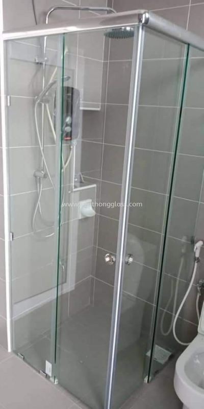 Frameless Shower Screen 19