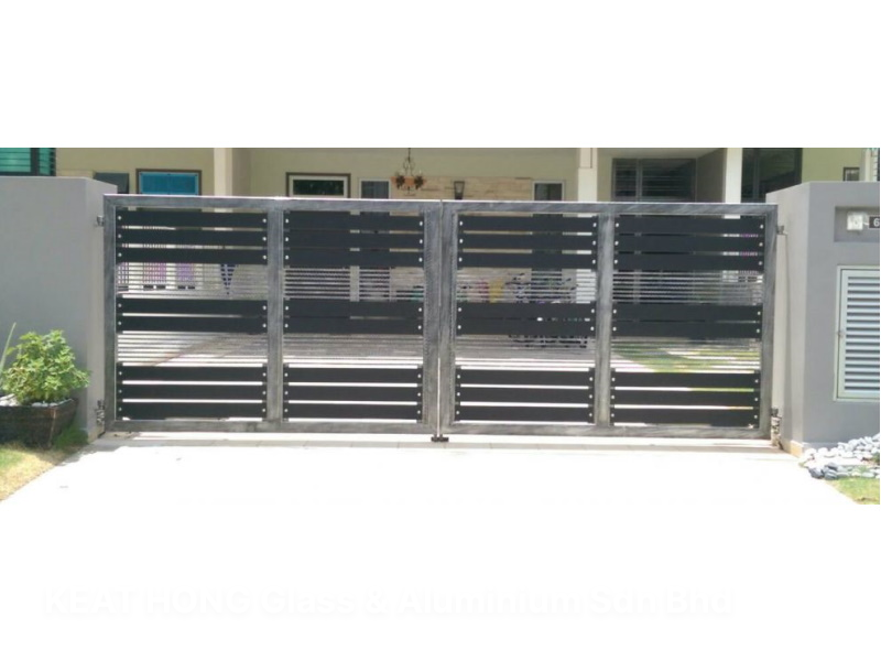 Mild Steel Gate With Aluminium 6