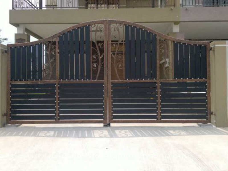 Mild Steel Gate With Aluminium 24