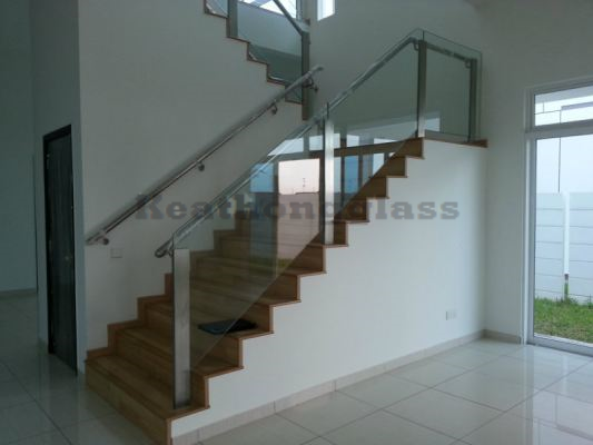 Staircase Glass Railing 10