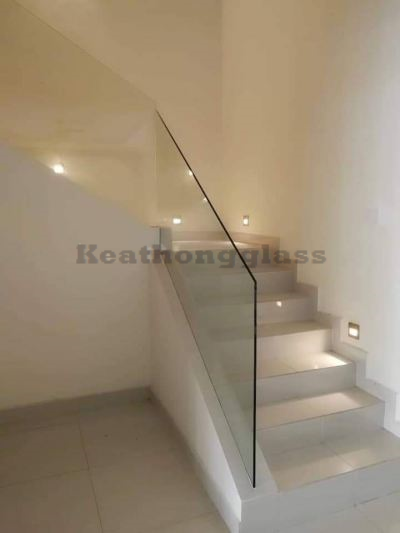 Staircase Glass Railing 12