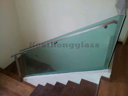 Staircase Glass Railing 15