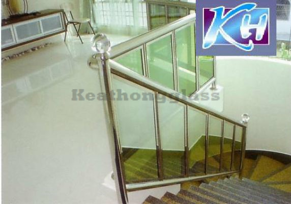 Staircase Glass Railing 18