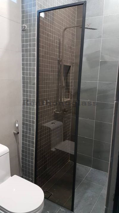 Aluminium Framed Shower Screen 7