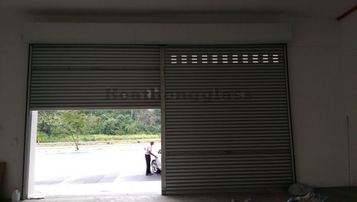 Roller Shutter 7