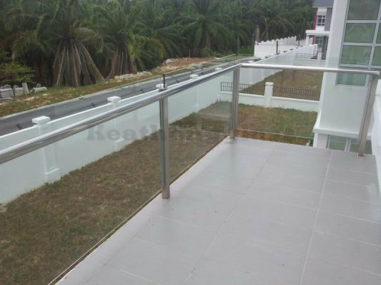 Glass Railing 4