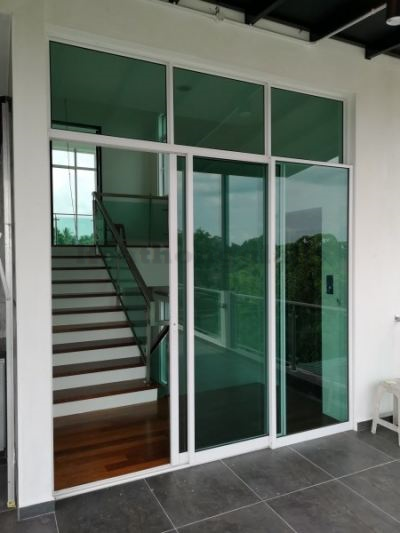 Sliding door 30