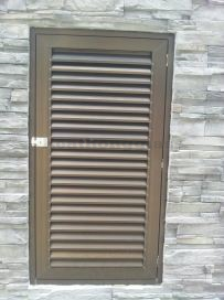 Aluminium louvres Door 1