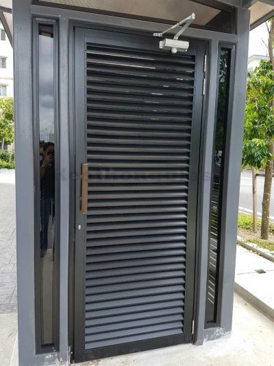 Aluminium louvres Door 4