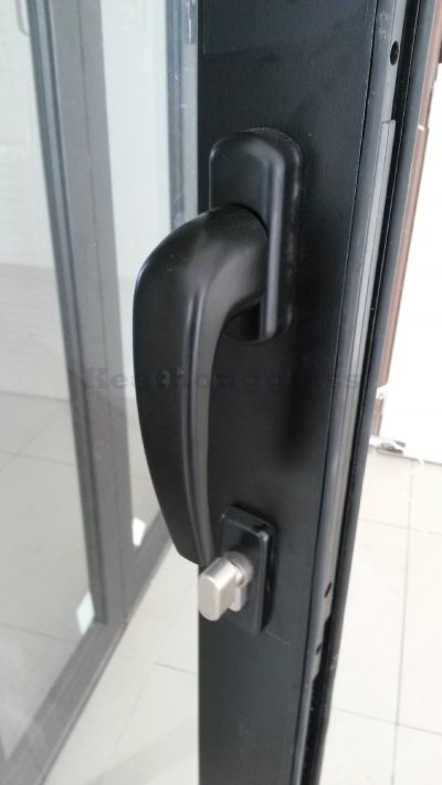 Performance Folding Door 18