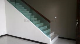 Staircase Glass Railing 38