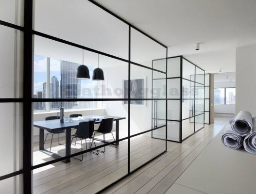 Glass Partition 10