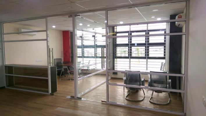 Glass Partition 40