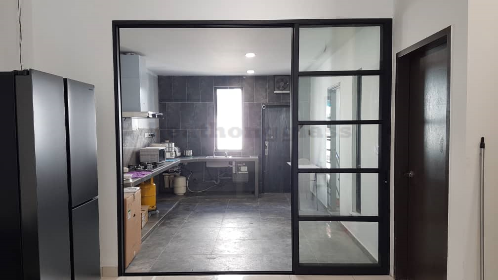 Sliding door 52