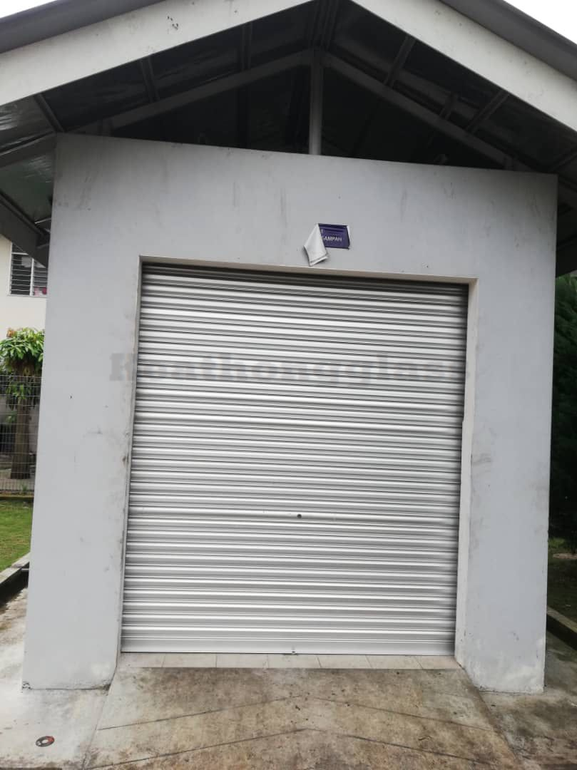 Roller Shutter 52