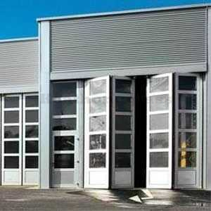 Performance Folding Door 8