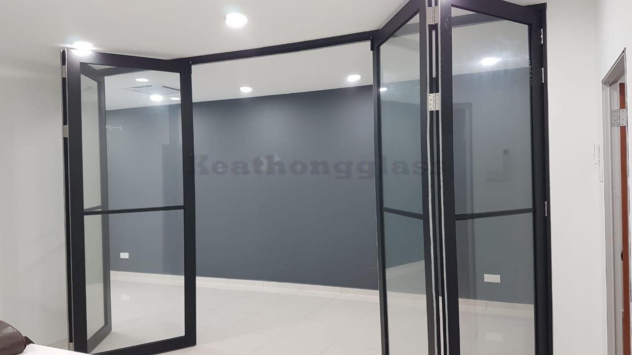 Aluminium Folding Door 16