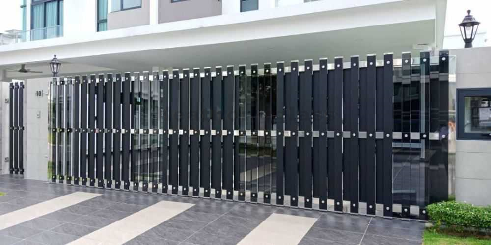 Stainless Steel Gate 1