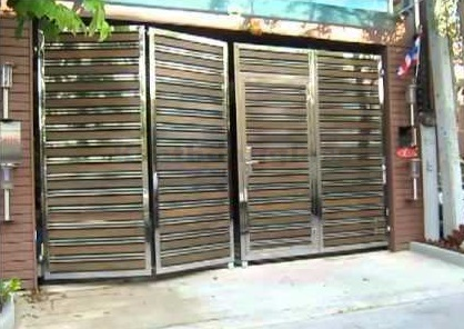 Stainless Steel Gate 43