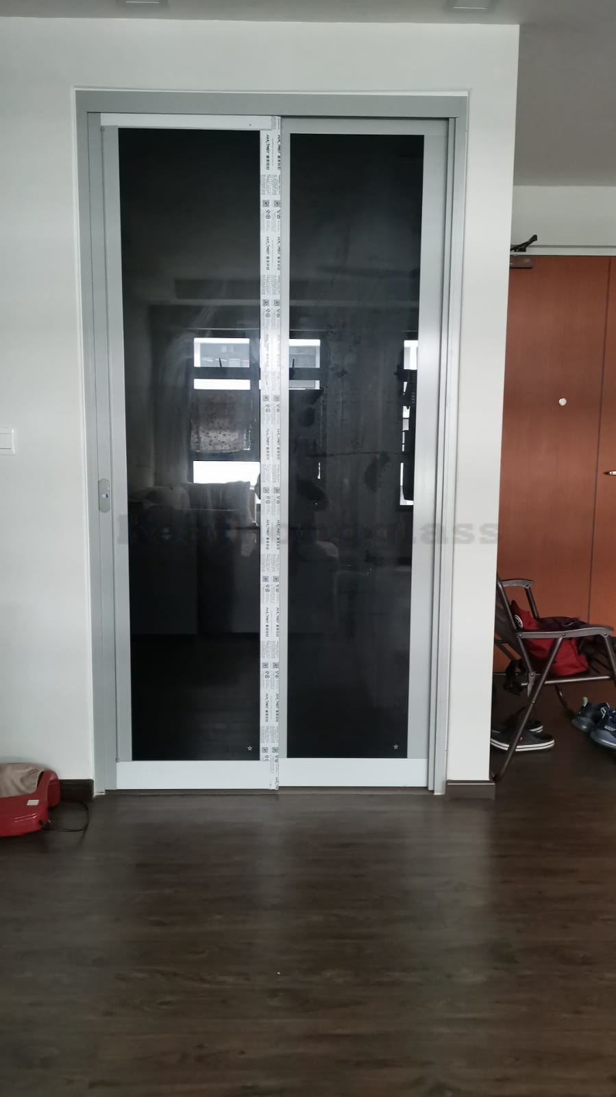 Sliding door 65