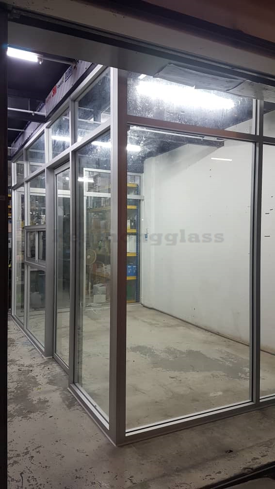 Glass Partition 55