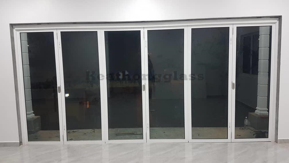 Aluminium Folding Door 20