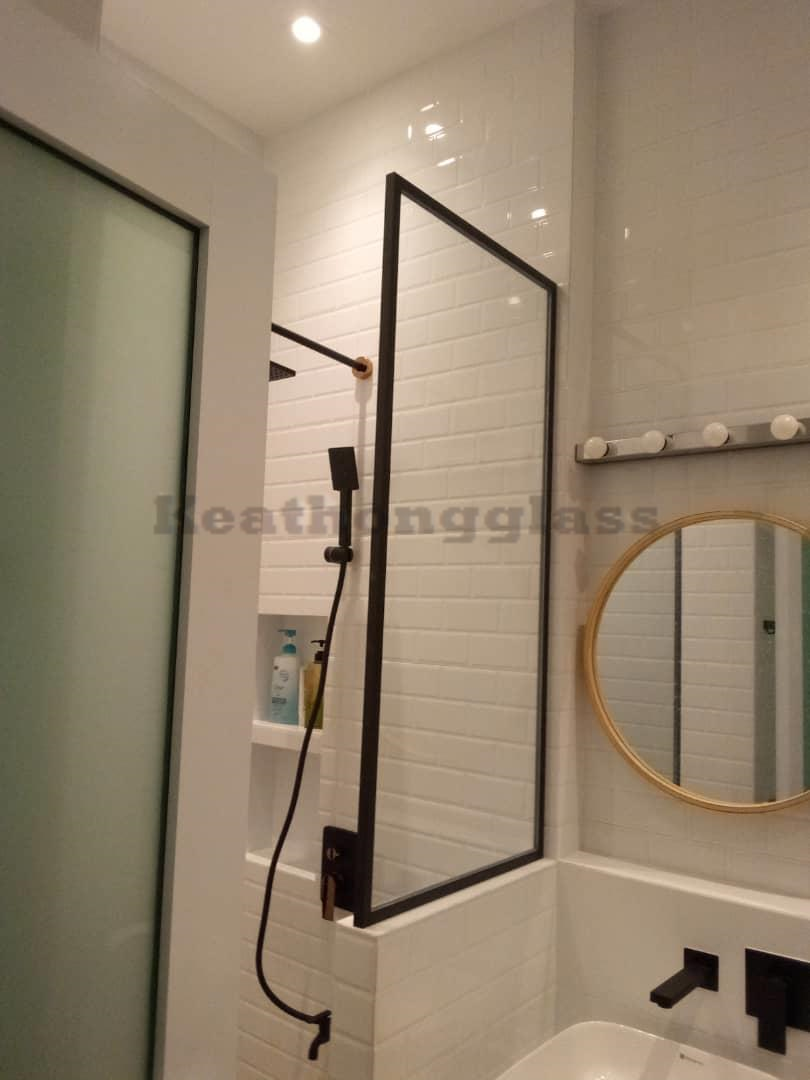 Aluminium Framed Shower Screen 12