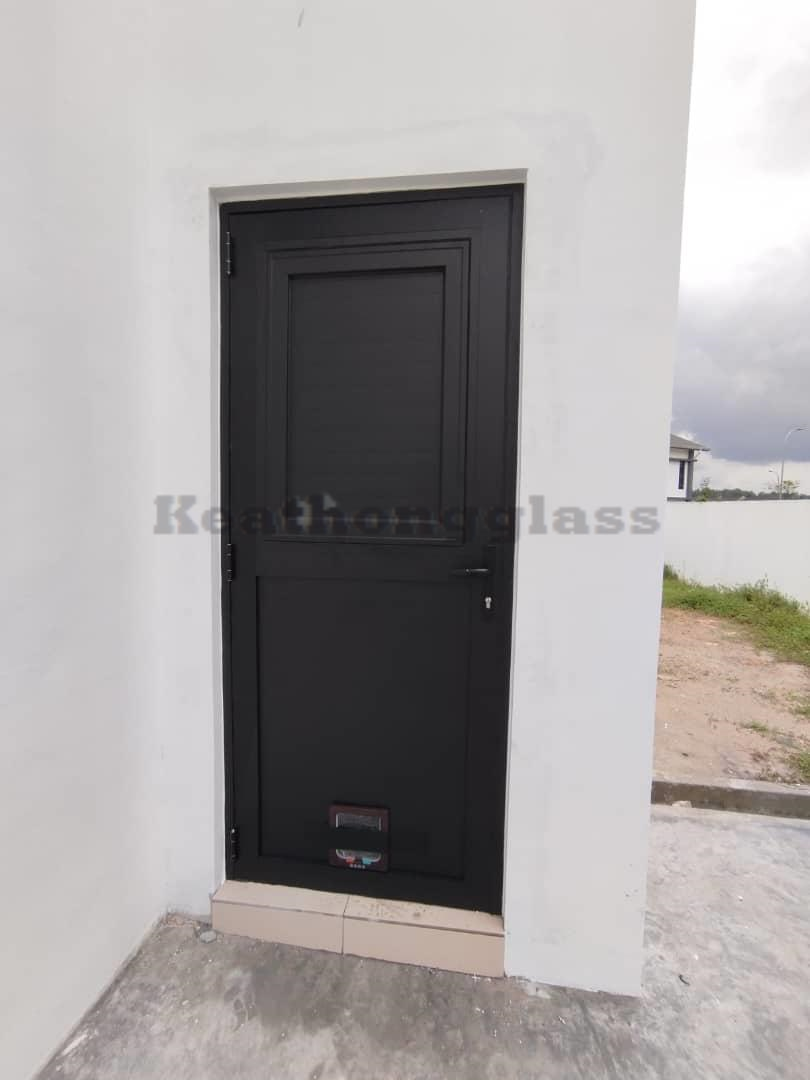 Performance Swing Door 22