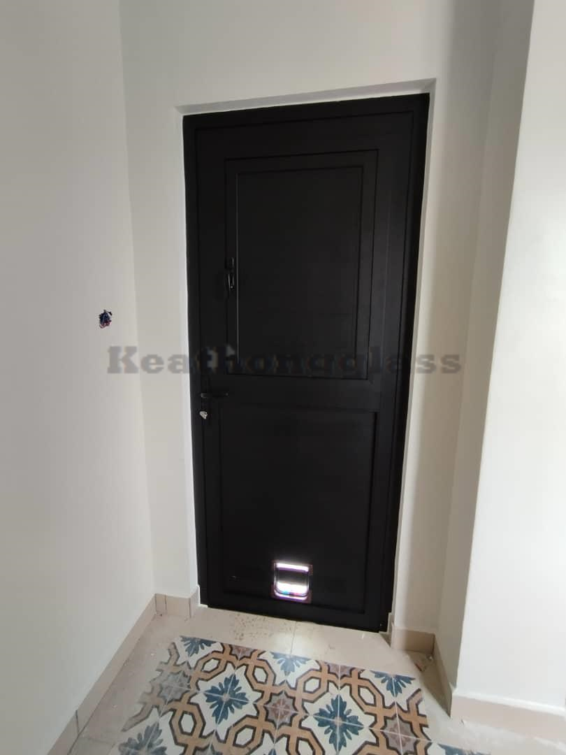 Performance Swing Door 25