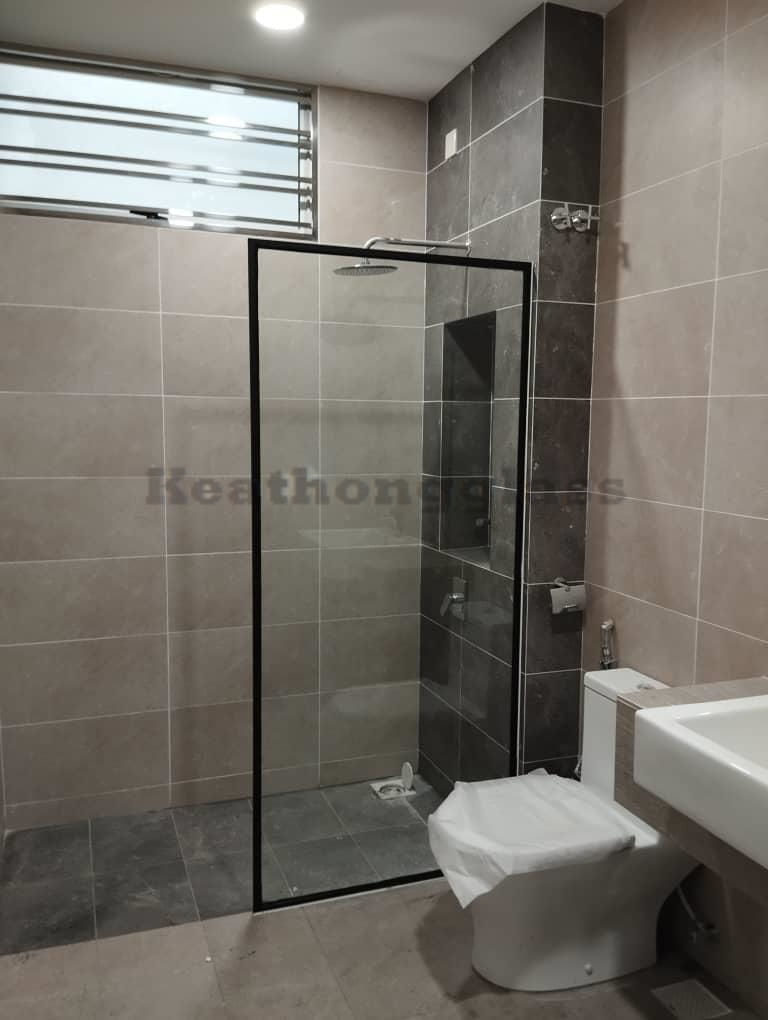 Frameless Shower Screen 33