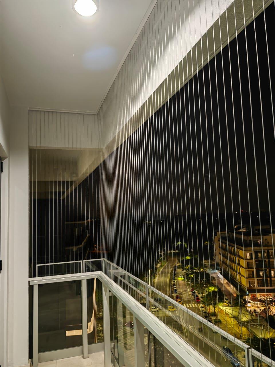 KH' Invisible Grille 41