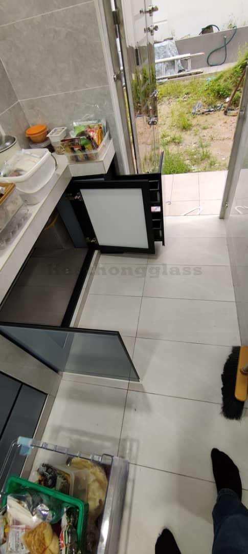 Aluminium Kitchen Cabinet 107