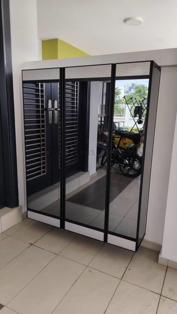Aluminium Shoe Cabinet 43